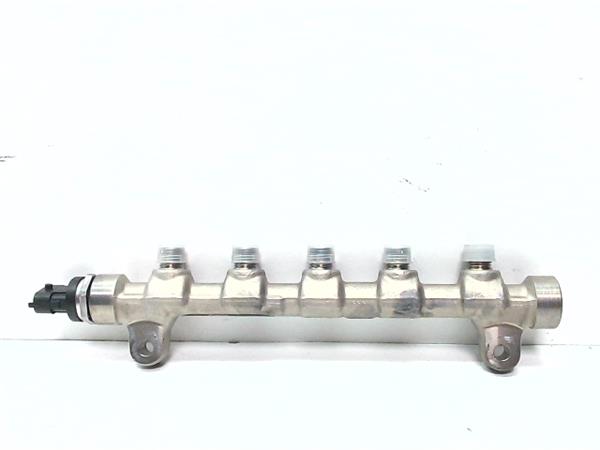 rampa inyectora kia carens rp 2013 17 busine