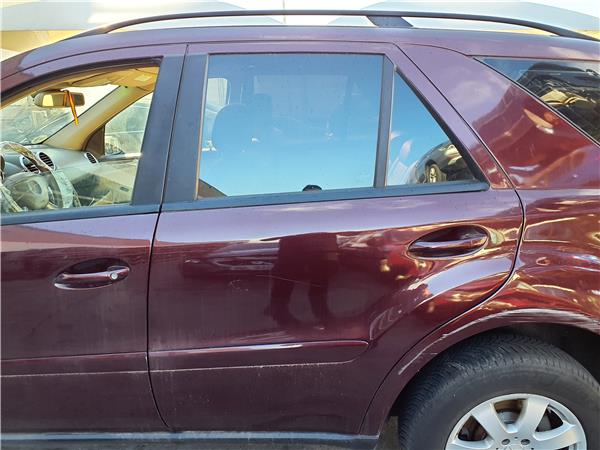puerta trasera izquierda mercedes benz clase