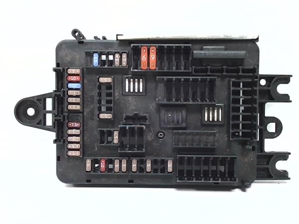 caja fusiblesrele bmw serie 1 berlina 5p f20