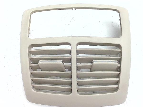 rejilla entrada de aire mercedes benz clase e