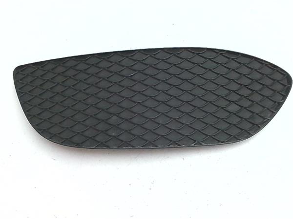 rejilla paragolpes delantero izquierda merced