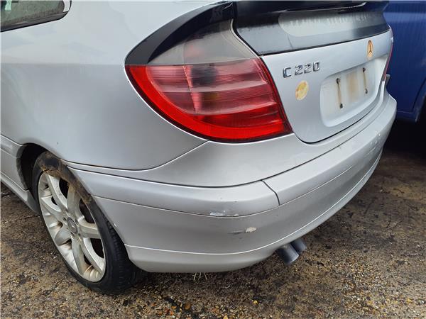 paragolpes trasero mercedes benz clase c bm 2