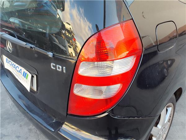 piloto trasero derecho mercedes benz clase a