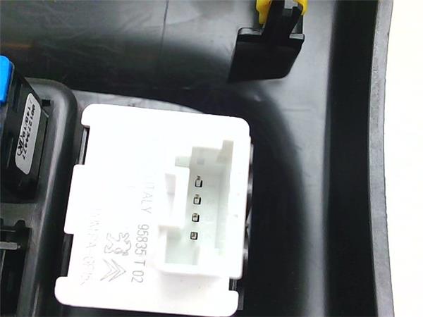 Interruptor Regulacion Altura Faros