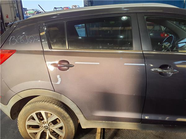 puerta trasera derecha kia sportage sl 2010