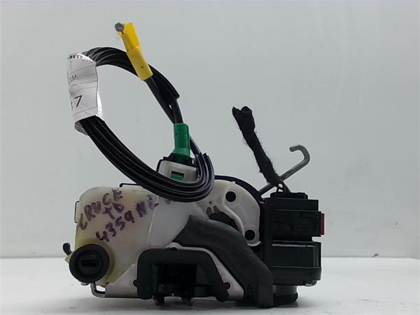 cierre electromagnetico trasero derecho chevr