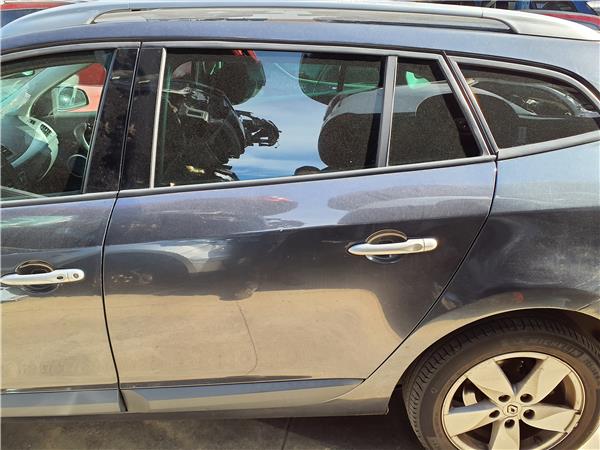 puerta trasera izquierda renault megane iii s