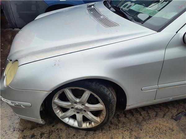 aleta delantera izquierda mercedes benz clase