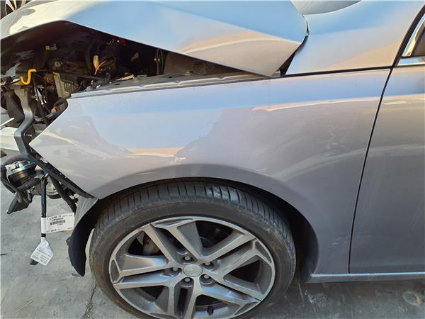 aleta delantera izquierda peugeot 308 2013 1