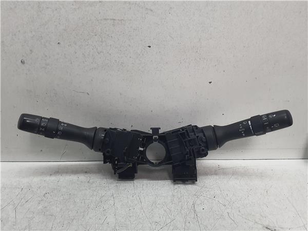 mando de luces toyota iq nuj1ngj1kgj1 112008